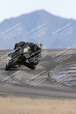 media/Nov-16-2025-Race Pace (Sun) [[8c5fa54630]]/Verified Riders/8-Turn 12 (120pm)/